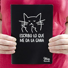 Cuaderno con gato macarra